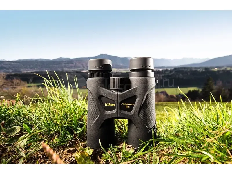 Бинокль Nikon Prostaff 3S 10x42