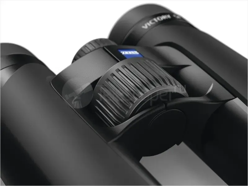 Бинокль Zeiss Victory SF 8x32