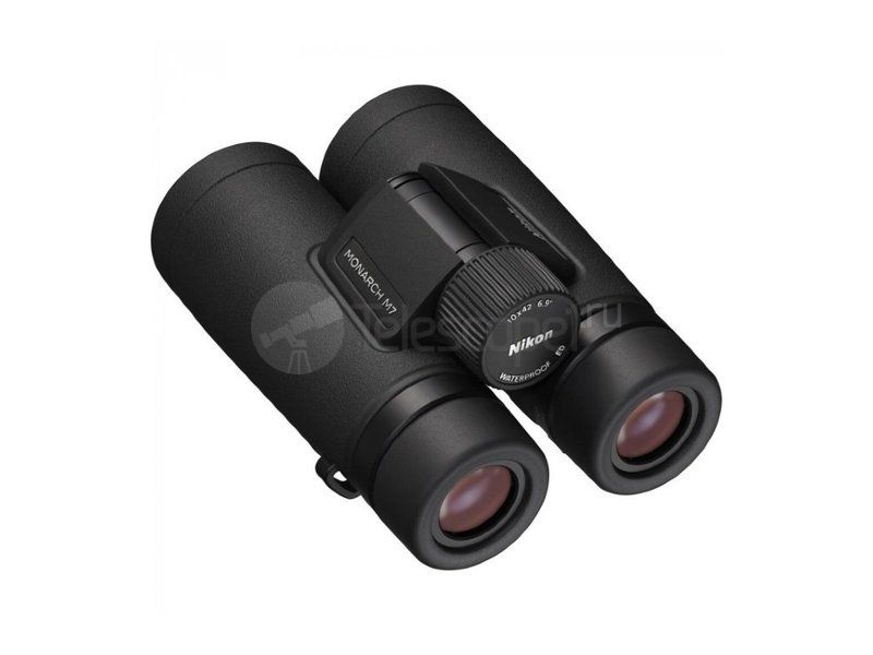 Nikon Monarch M7 10x42