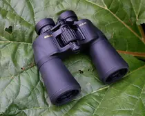 Бинокли Nikon Aculon